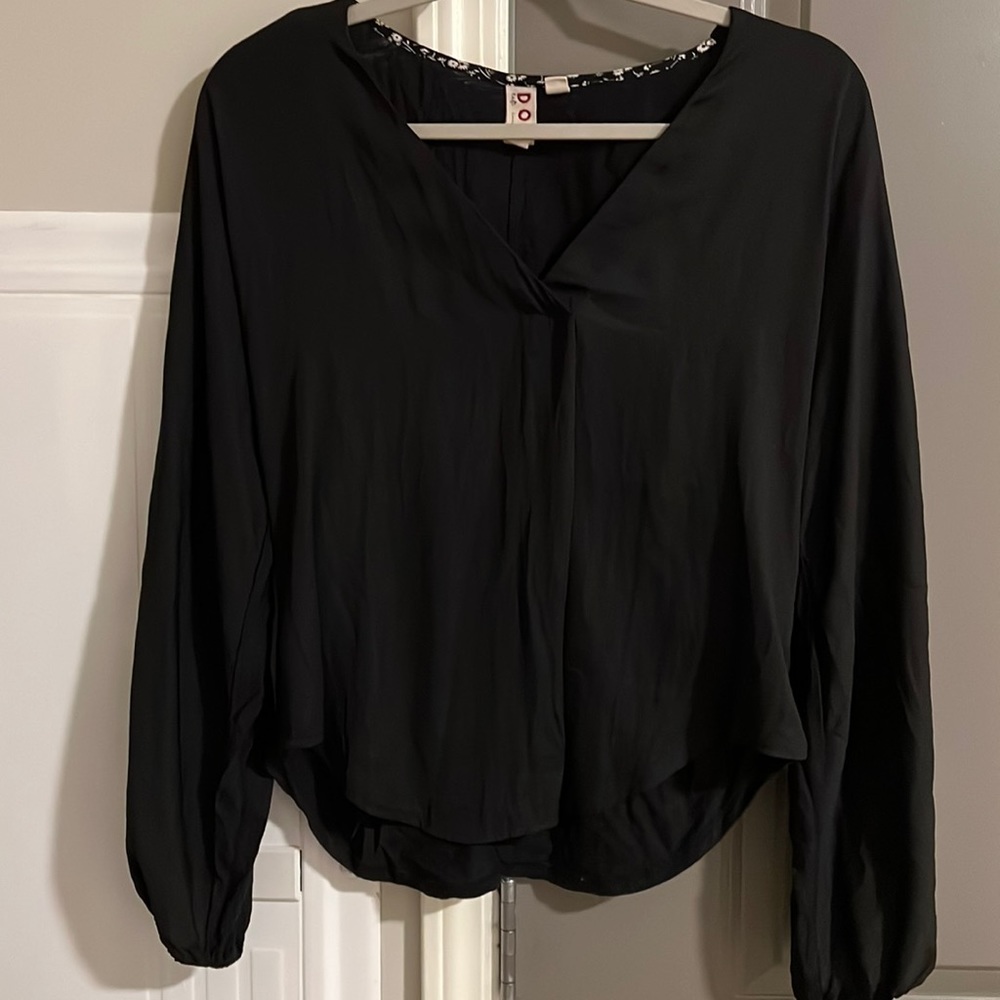 Womens anthropologie black long sleeve top